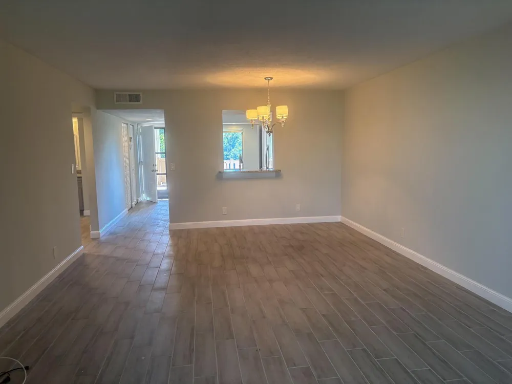 6515 KENSINGTON LANE #304 Delray Beach, FL 33446