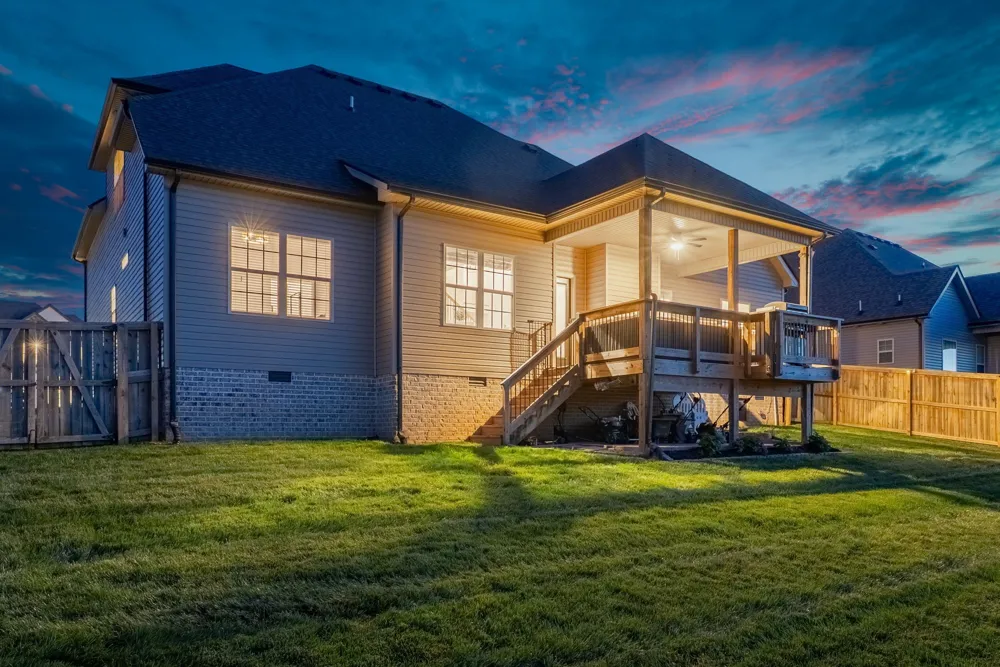 238 Cotoneaster Ln Clarksville, TN 37043