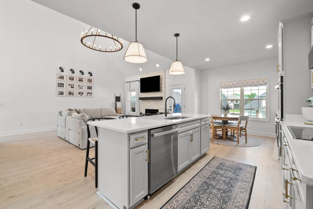 238 Cotoneaster Ln Clarksville, TN 37043