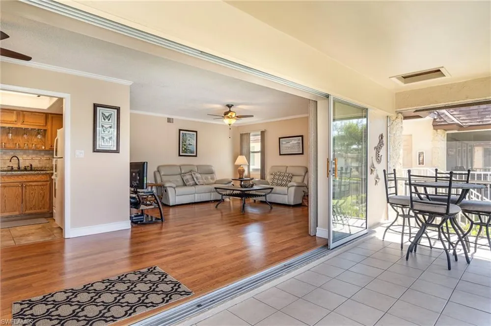 1155 Sandpiper Street #C6 Naples, FL 34102