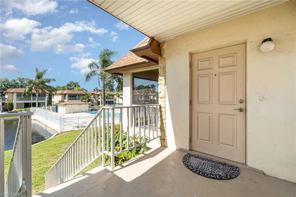 1155 Sandpiper Street #C6 Naples, FL 34102