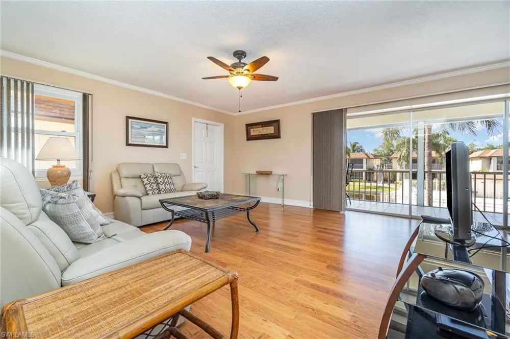 1155 Sandpiper Street #C6 Naples, FL 34102