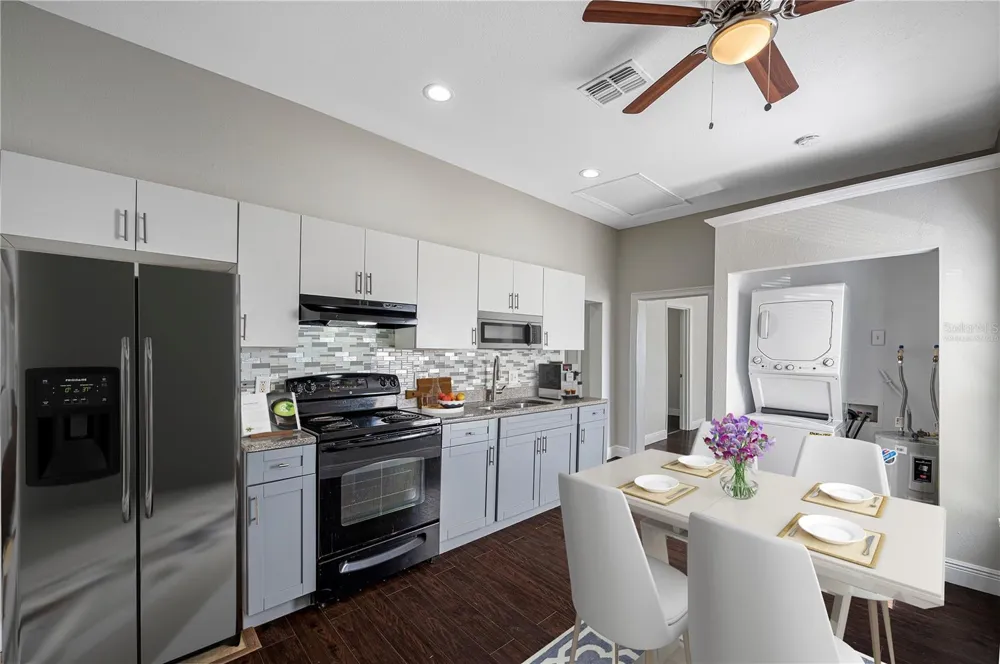 2118 W PALMETTO STREET Tampa, FL 33607