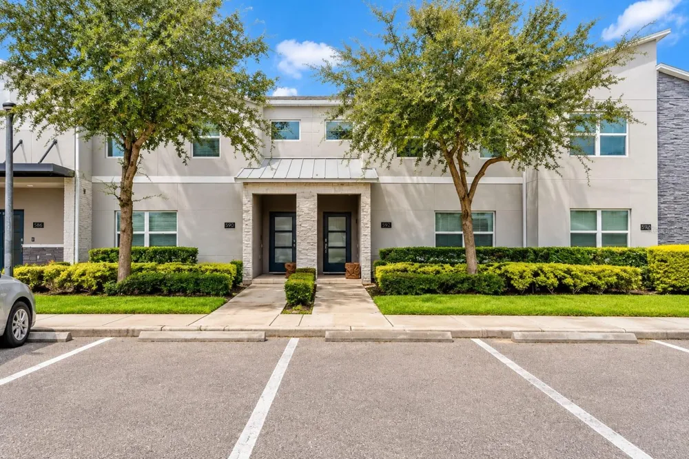 590 PEBBLE BEACH DRIVE Davenport, FL 33896