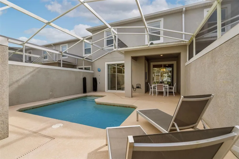 590 PEBBLE BEACH DRIVE Davenport, FL 33896