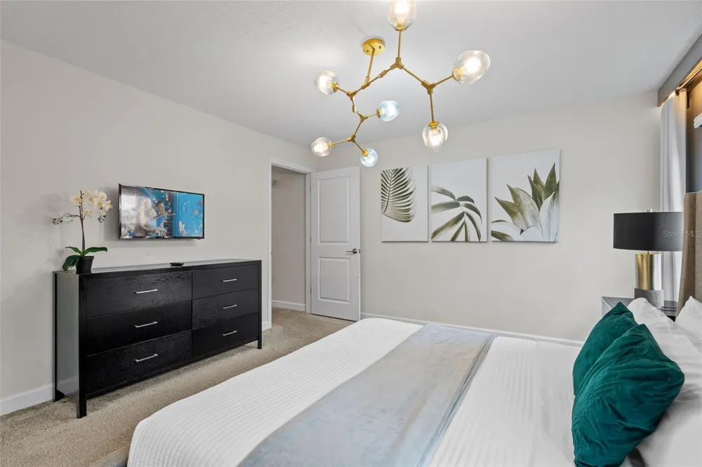 590 PEBBLE BEACH DRIVE Davenport, FL 33896