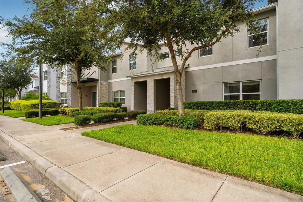 590 PEBBLE BEACH DRIVE Davenport, FL 33896