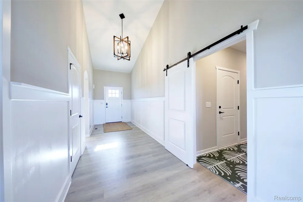 95 Gambrel Drive Marion Township, MI 48843
