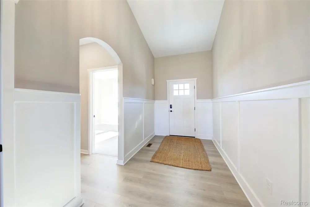 95 Gambrel Drive Marion Township, MI 48843