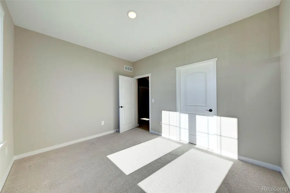95 Gambrel Drive Marion Township, MI 48843