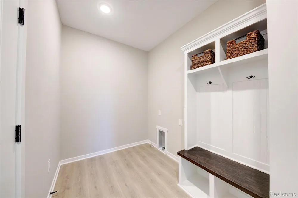 95 Gambrel Drive Marion Township, MI 48843