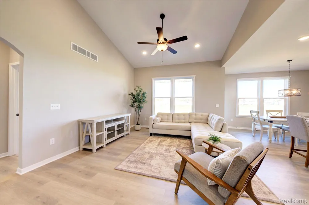 95 Gambrel Drive Marion Township, MI 48843