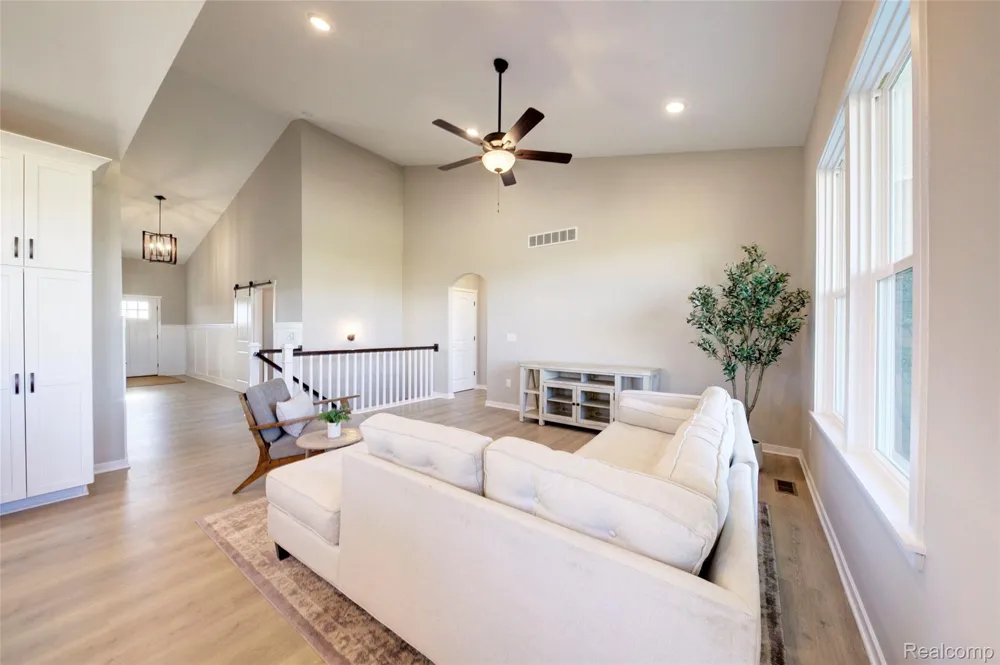 95 Gambrel Drive Marion Township, MI 48843