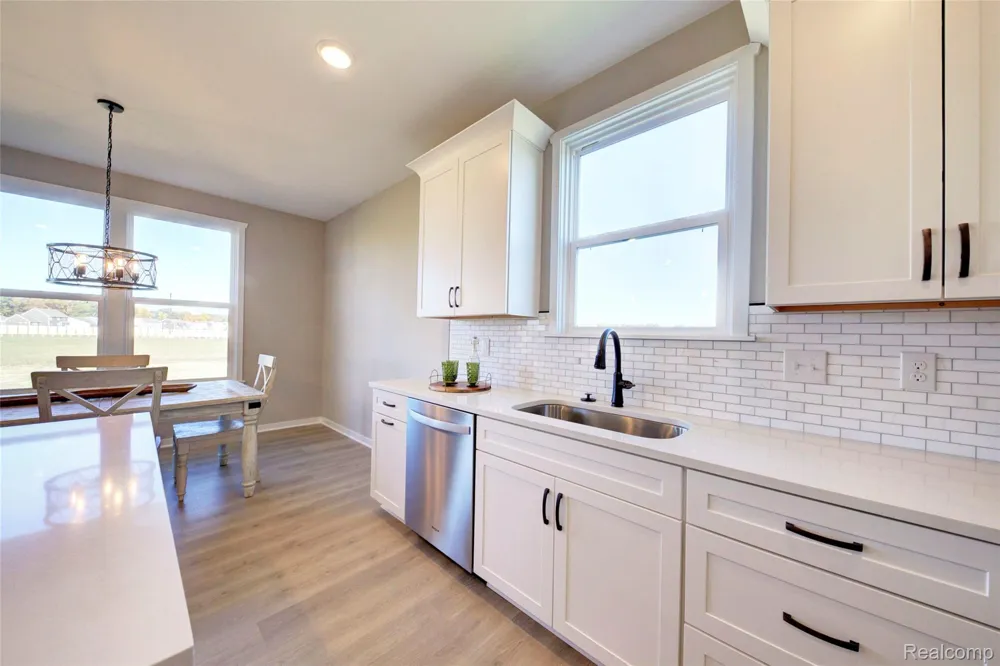 95 Gambrel Drive Marion Township, MI 48843