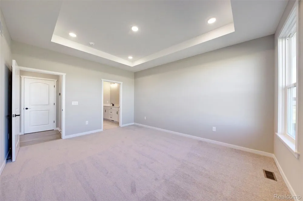 95 Gambrel Drive Marion Township, MI 48843