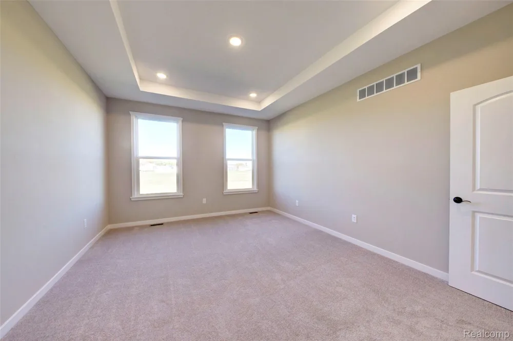 95 Gambrel Drive Marion Township, MI 48843