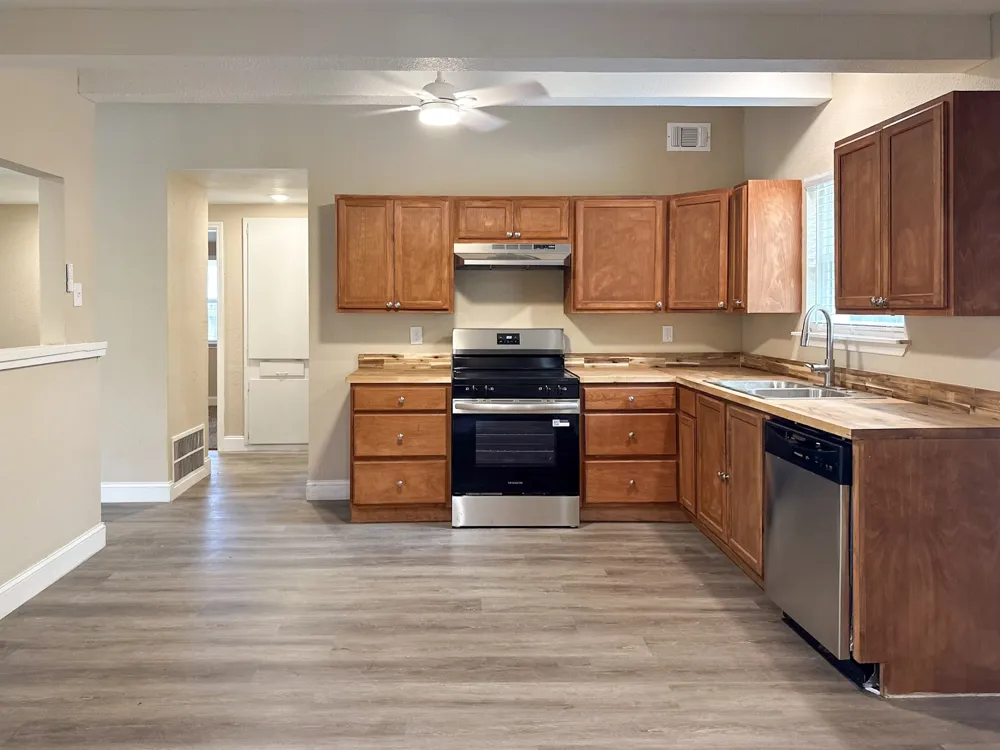 108 Jenny Kay Lane Irving, TX 75060