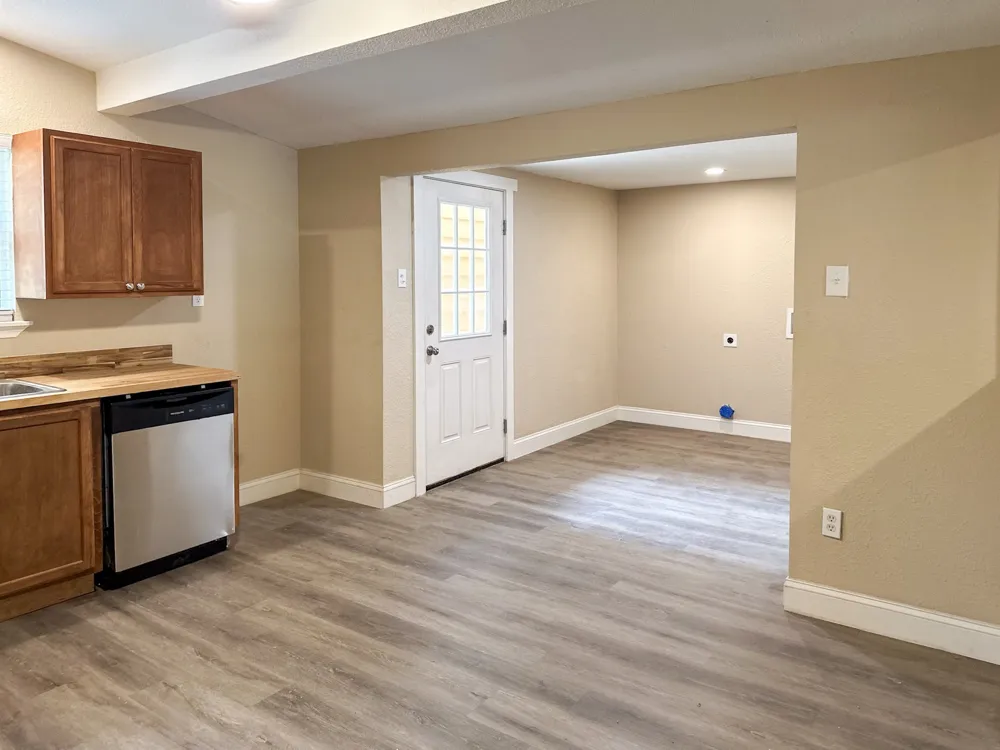 108 Jenny Kay Lane Irving, TX 75060