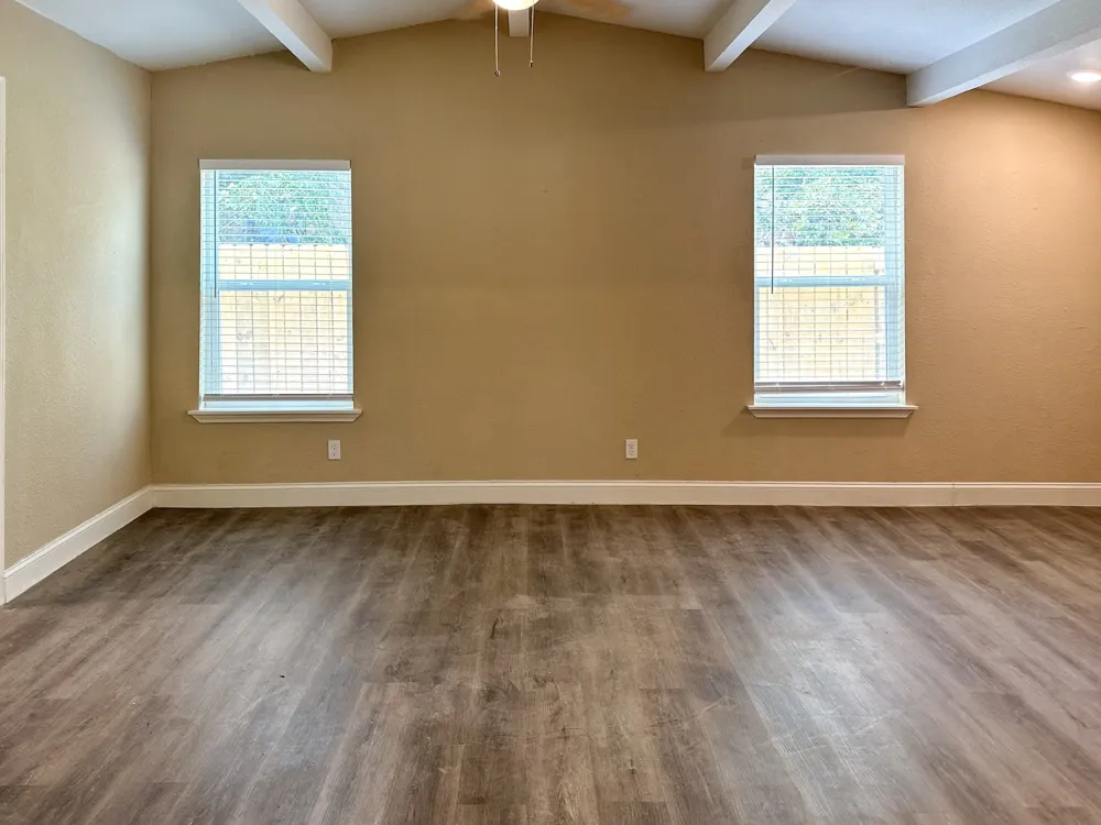 108 Jenny Kay Lane Irving, TX 75060