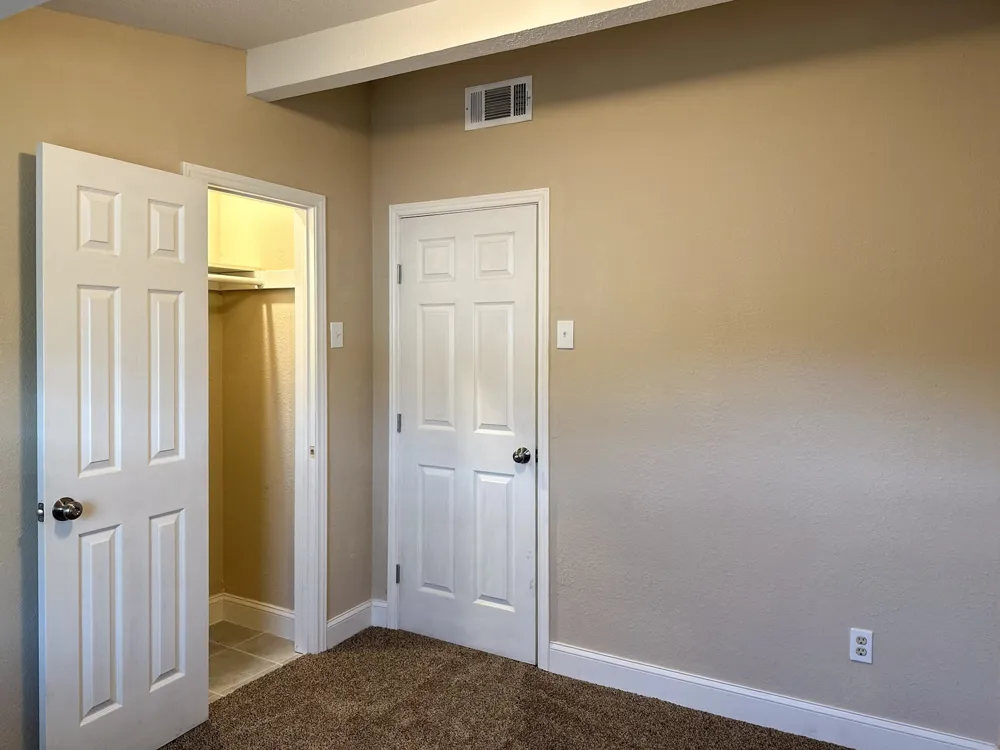 108 Jenny Kay Lane Irving, TX 75060