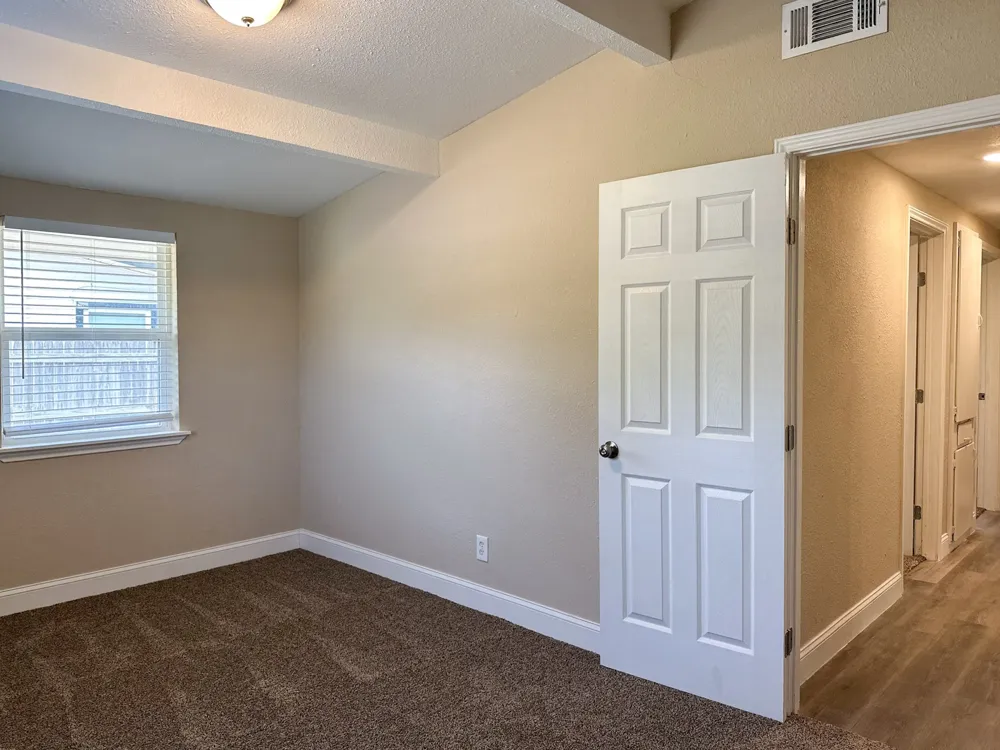 108 Jenny Kay Lane Irving, TX 75060