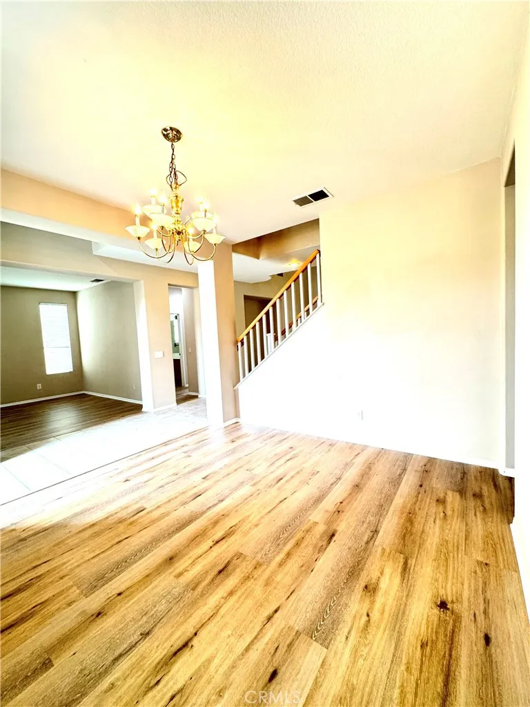7223 Silverwood Dr Eastvale, CA 92880