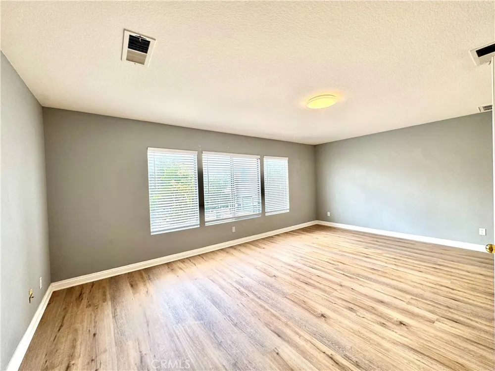 7223 Silverwood Dr Eastvale, CA 92880