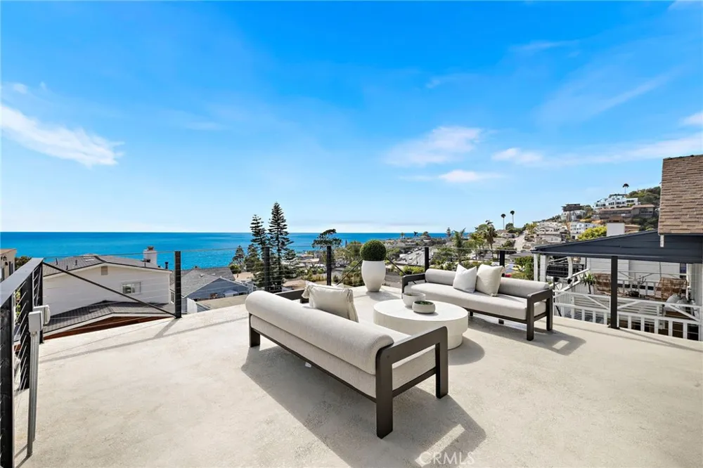 2966 Terry Road Laguna Beach, CA 92651