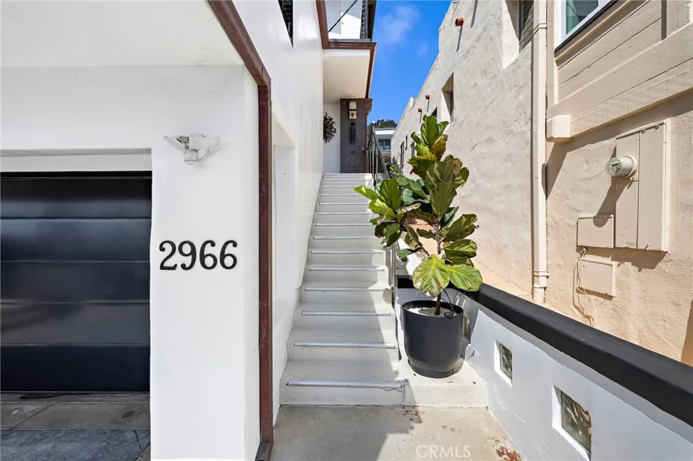 2966 Terry Road Laguna Beach, CA 92651