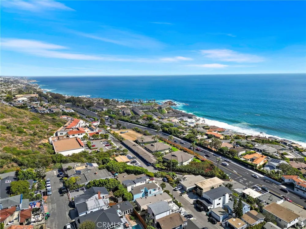 2966 Terry Road Laguna Beach, CA 92651