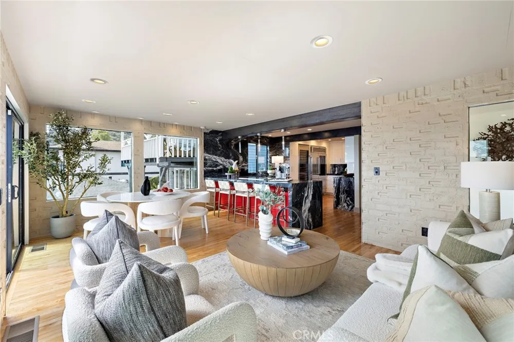 2966 Terry Road Laguna Beach, CA 92651