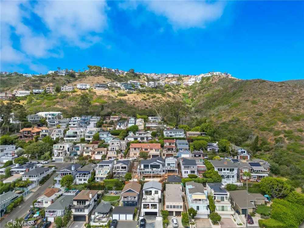 2966 Terry Road Laguna Beach, CA 92651