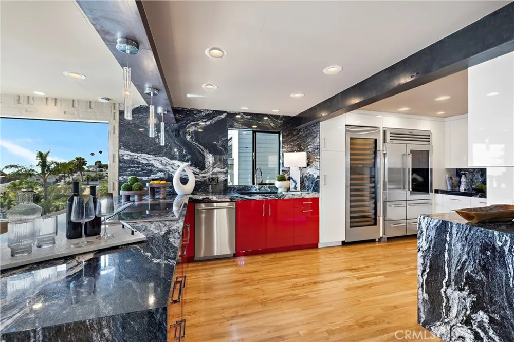 2966 Terry Road Laguna Beach, CA 92651