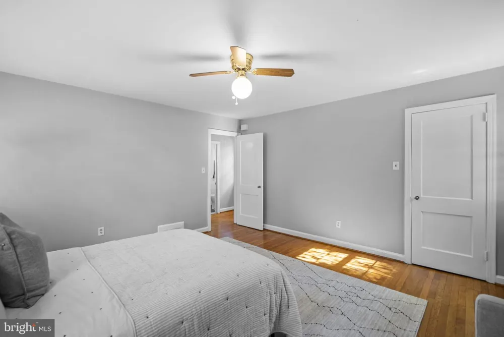 712 AUBURN AVENUE Takoma Park, MD 20912