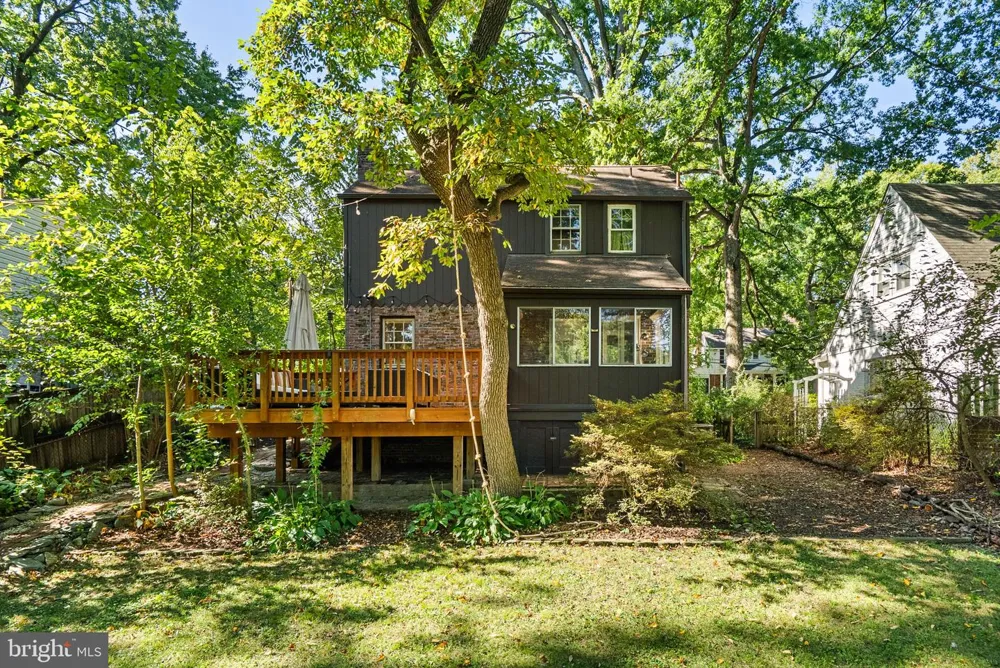 712 AUBURN AVENUE Takoma Park, MD 20912