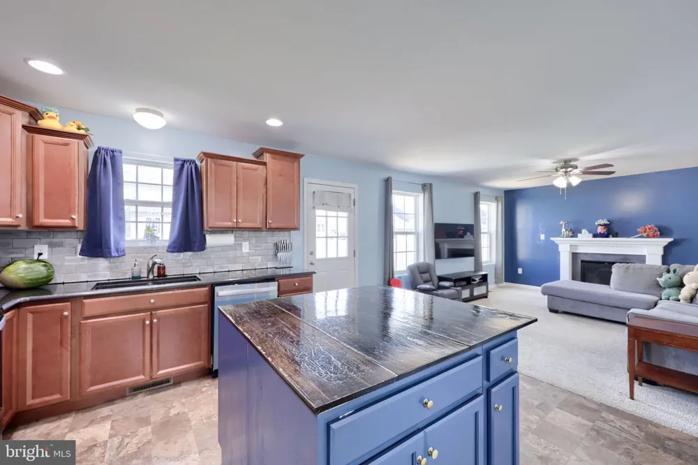 123 VILLAGE ROAD Manchester, PA 17345