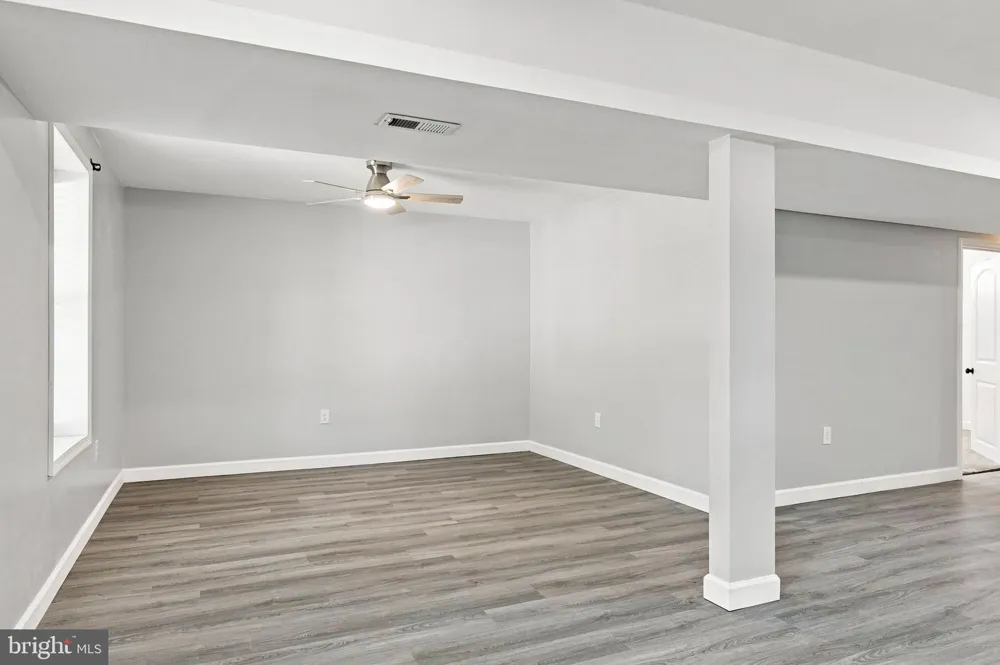 522 NESTLE QUARRY ROAD Falling Waters, WV 25419