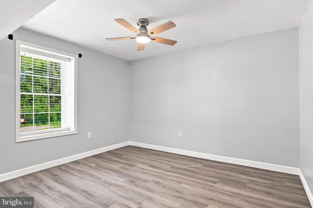 522 NESTLE QUARRY ROAD Falling Waters, WV 25419