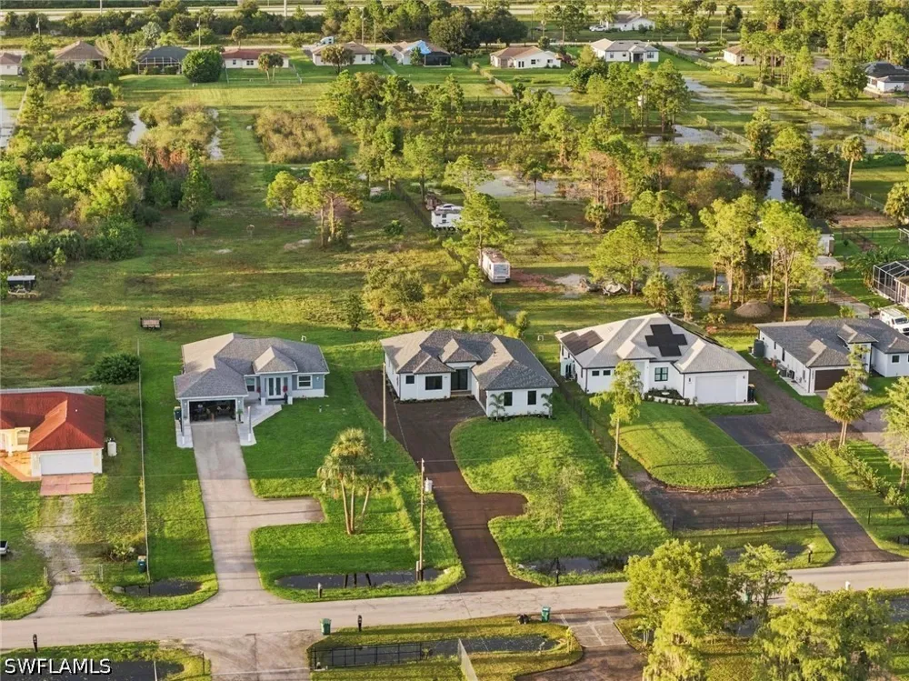 31ST AVENUE NE Naples, FL 34120