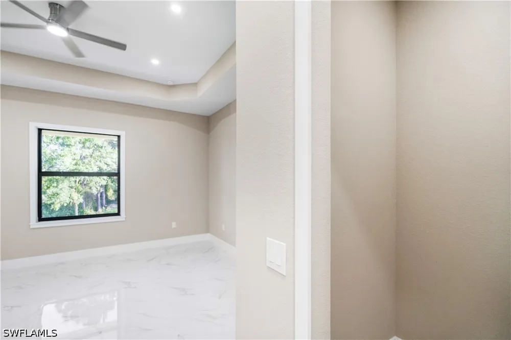 19TH STREET SW Lehigh Acres, FL 33976