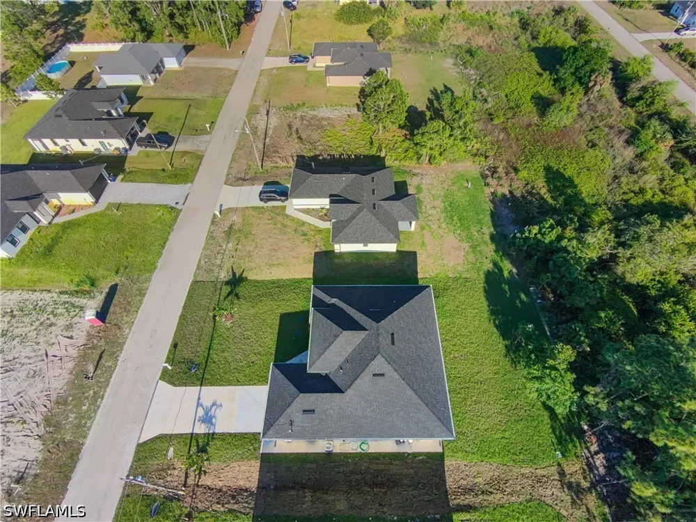 19TH STREET SW Lehigh Acres, FL 33976
