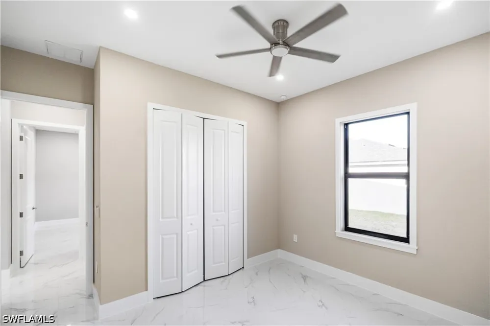 19TH STREET SW Lehigh Acres, FL 33976