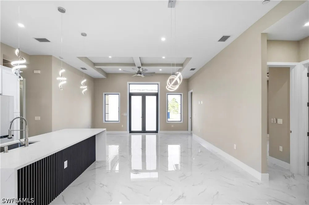 19TH STREET SW Lehigh Acres, FL 33976