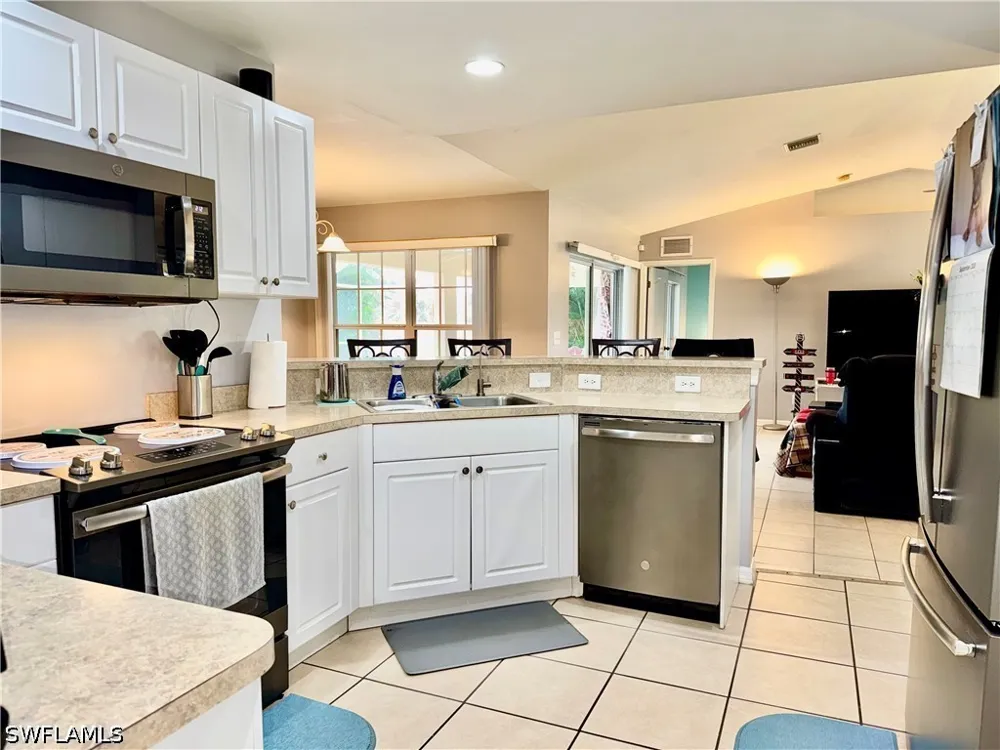 NE 19th Place Cape Coral, FL 33909