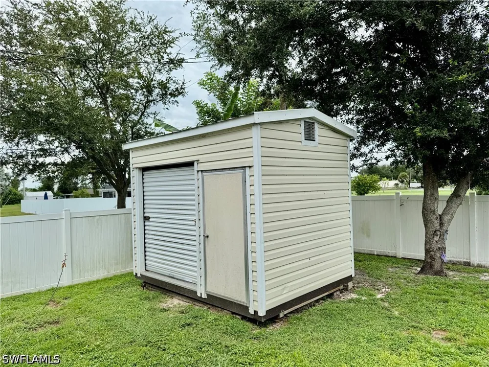NE 19th Place Cape Coral, FL 33909