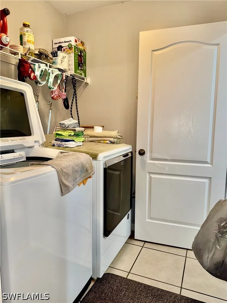 NE 19th Place Cape Coral, FL 33909