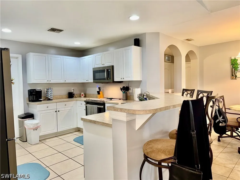 NE 19th Place Cape Coral, FL 33909