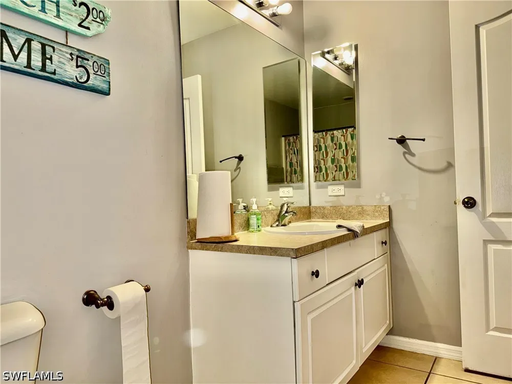 NE 19th Place Cape Coral, FL 33909