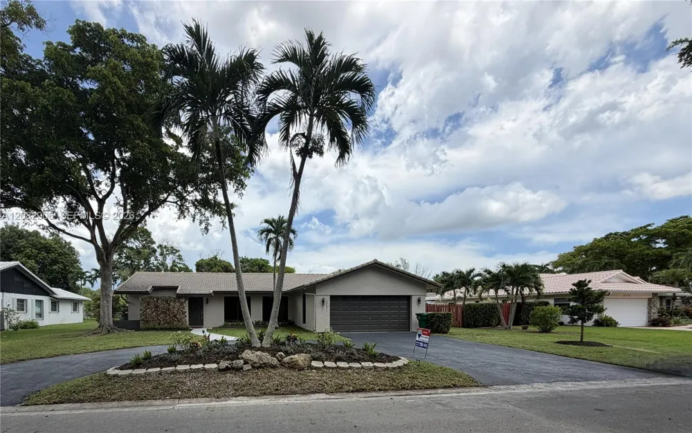 10431 NW 1st Ct Coral Springs, FL 33071