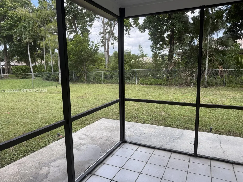 10431 NW 1st Ct Coral Springs, FL 33071